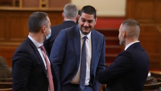 Народният представител от ГЕРБ и зам председател на Комисията по отбрана