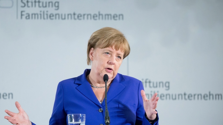 Трябва да се попречи други страни да напуснат ЕС, решена Меркел