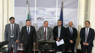 Незабавно изплащане на всички дължими от държавата суми към фирмите