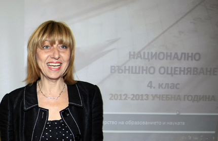 БСП издигна Анелия Клисарова за свой кандидат-кмет във Варна