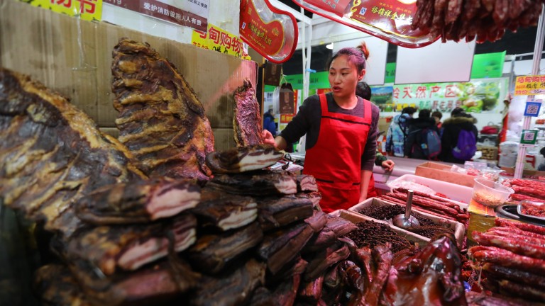 Ресторантите в ПьонгЧанг пренебрегнаха властите и ще сервират кучешко месо по време на Олимпиадата