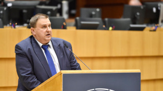 Българският евродепутат от ГЕРБ ЕНП Емил Радев настоява за ускоряване на