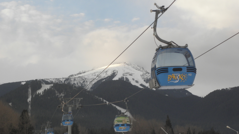 Борисов отлага решението за концесията на ски зона Банско