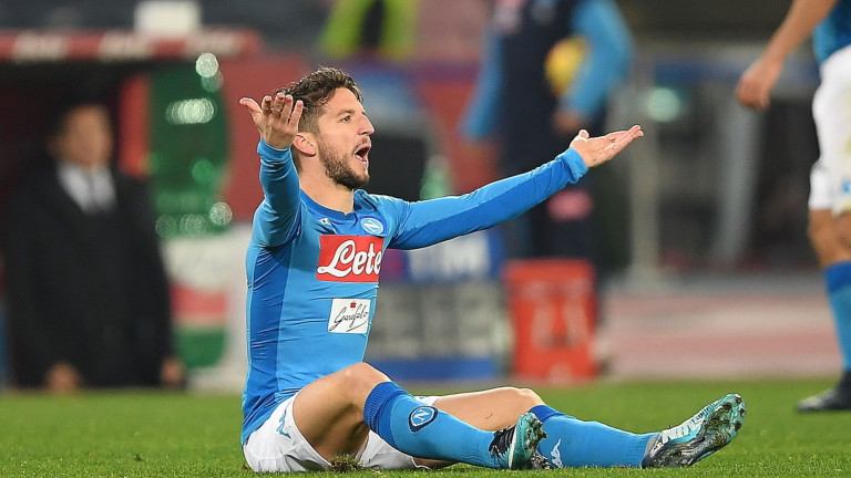 Сари иска Мертенс в Ювентус