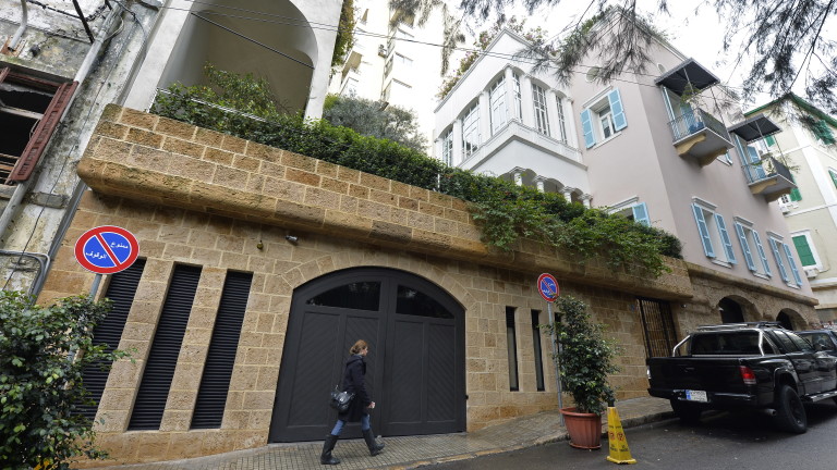 Карлос Гон избягал в Ливан по холивудски сценарий в куфар за музикални инструменти