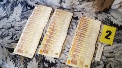 ДНК по банкнотите уличи 18-годишен в кражба на 20 000 лв. в Бургас