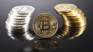 Bitcoin се срина с нови около седем процента в понеделник