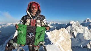 Непалецът Нирмал Пурджа изкачи връх Шиша Пангма 8013 м тази
