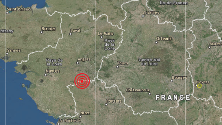 Земетресение от 4.8 по Рихтер разтресе Западна Франция