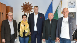 Изключително важни проекти за дългосрочно сътрудничество обсъдиха ректорът на Национална