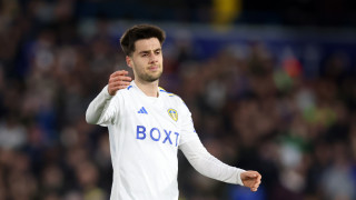 Ръководството на Лийдс Юнайтед е отхвърлило няколко оферти за българския национал