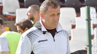 Треньорът на Локомотив Пловдив Бруно Акрапович говори преди финала за