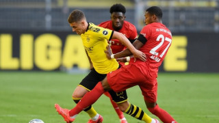 Футболистите на Байерн Мюнхен приеха съкращение на заплатите до края