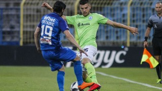 Левски 0 1 Черно море 52′ Жълт картон за