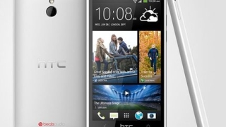 След mini HTC са все по-близо и до Max версия на One