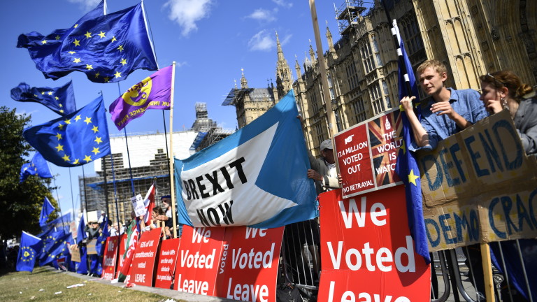 "Гардиън": ЕС и Острова не са близко до сделка за Брекзит