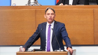 Продължаваме промяната се обявиха против възнагражденията на медиците да се