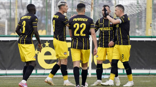 Трима играчи на Ботев Пловдив може да пропуснат последната контрола