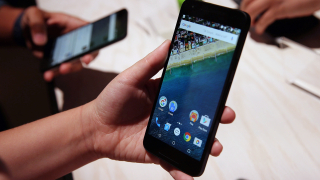 Google дава $200 000 на хакер, който открие грешки в Nexus 6P и Nexus 5X