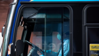 Около 500 милиона души са принудени да останат по домовете