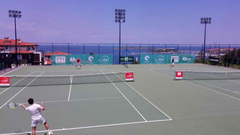 Двама българи са на четвъртфинал на турнира „Санта Марина Къп“ в Созопол