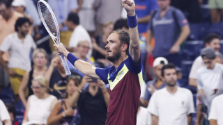 Даниил Медведев си осигури място в четвъртфиналите на US Open