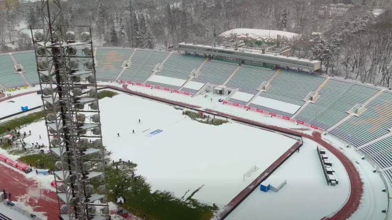ЦСКА се пребори със снега преди дербито със Славия