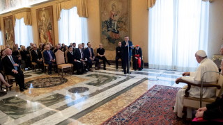 Папа Франциск има послание за участниците с много власт на