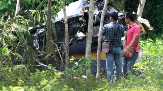 Боен самолет се разби по време на авиошоу в Индонезия