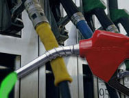 Засякоха 5 столични бензиностанции с нелегално гориво