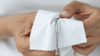 Подобно на всеки друг аксесоар и бижутата ни имат нужда