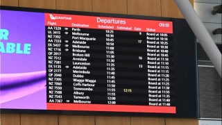 Забавяния на летищата в Австралия поради прекъсване на работата на паспортната система