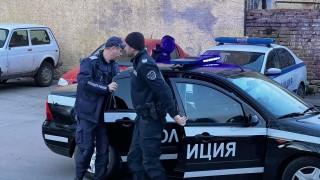 При спецакция в Шумен са задържани двама ало измамници отмъкнали