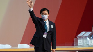 Бъдещият лидер на Хонконг Джон Ли беше утвърден за най високата
