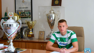 Емануил Няголов е поредният играч от школата на Черно море