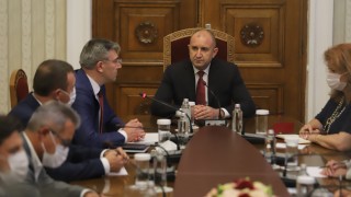 Висок градус на напрежение придоби срещата между президента Румен Радев