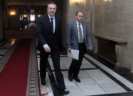 Детектор на лъжата ще доказва лоялността на полицаите