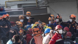 Жертвите на земетресението в Измир вече са 116