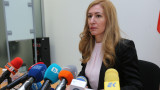  Ангелкова: Съдействаме на всички наранени от банкрута на 