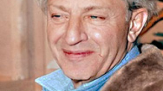 Жул Дасен почина в Атина