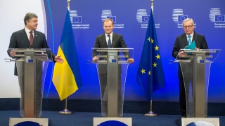 ЕС успокои Киев, че има шанс за безвизов режим още през 2016 г. 