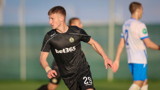 Отборите на Славия загуби с 1 2 от руския Факел в