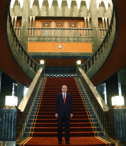 Новият дворец на Ердоган – незаконен  