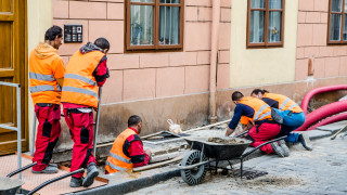 В Чехия: "Ако не искаме парализирана държава, трябва да подкрепим трудовата миграция"