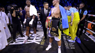 Александър Красюк промоутър на шампиона във версии WBA WBO IBF IBO на свръхтежката