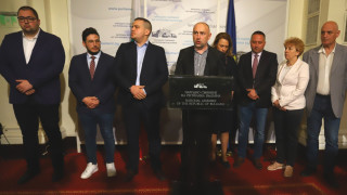 Всички парламентарно представени политически сили се обявиха остро против законопроекта