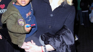 Мадона ще строи  къща на Малави