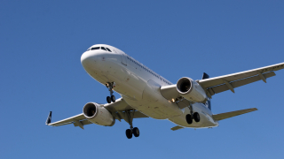 Самолет Airbus A320 на Египетската авиокомпания Nesma Airlines със 178