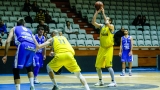  Левски 2014 победи Академик Бултекс 99 с две точки разлика 