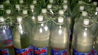 Заловиха 480 л. ракия, маскирана като газирана вода